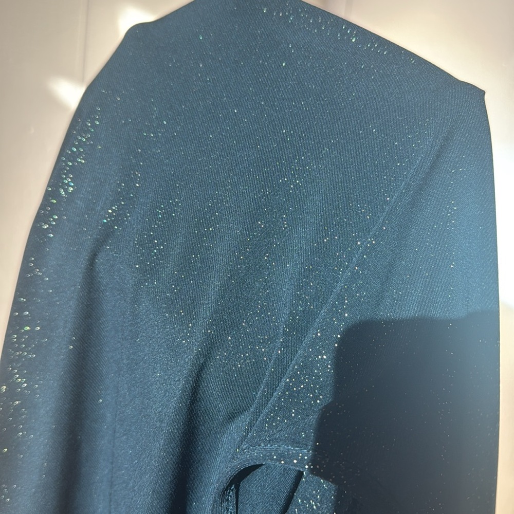 Sparkly top - Picture 3 of 4